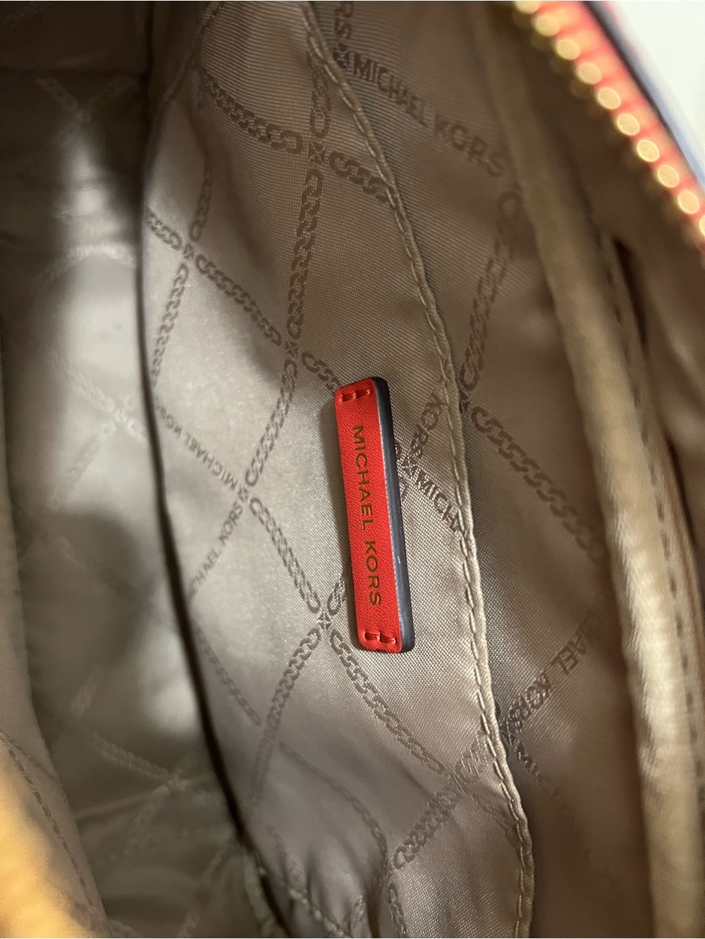 Michael Kors Maeve Large East West Pocket Crossbody Bag - Picture 5 of 5